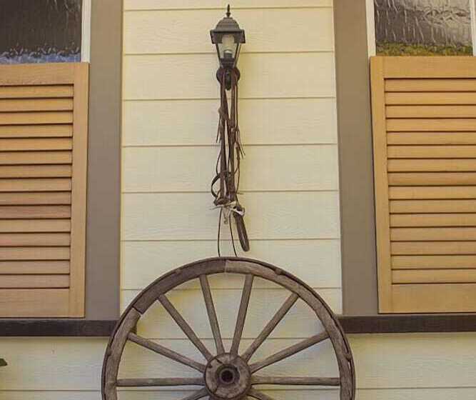 Cambridge Coach House