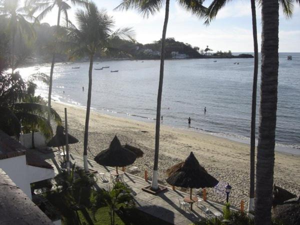 Costa Alegre Hotel & Suites