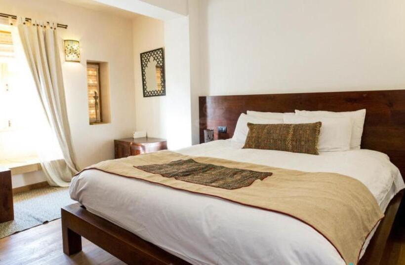 هتل 1st Gate Homefusion