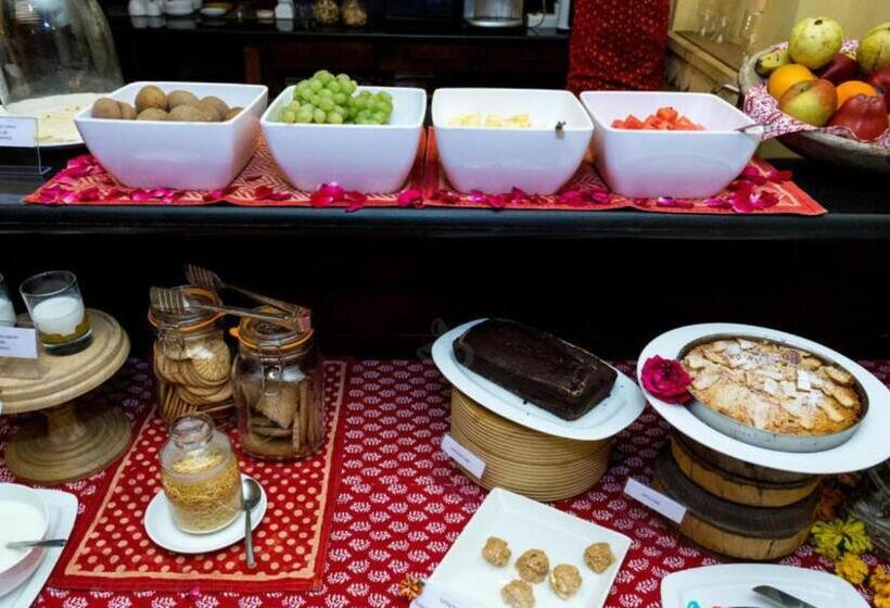 هتل 1st Gate Homefusion