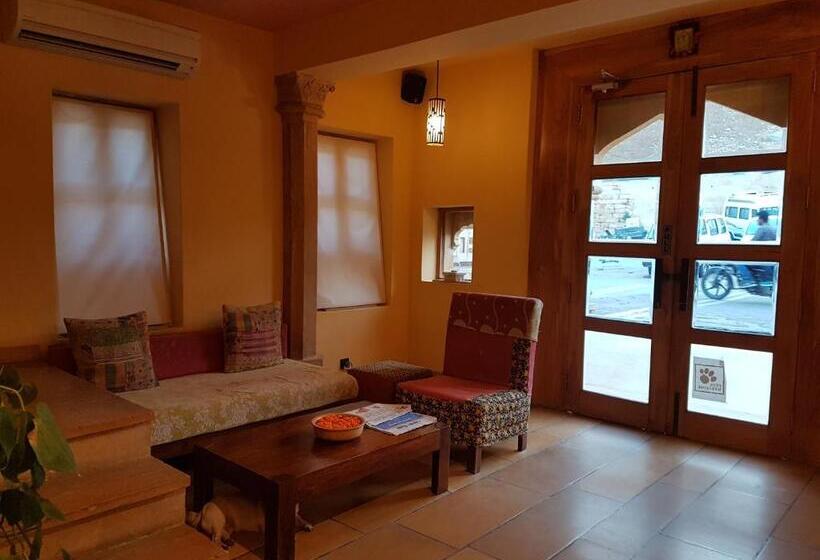 هتل 1st Gate Homefusion