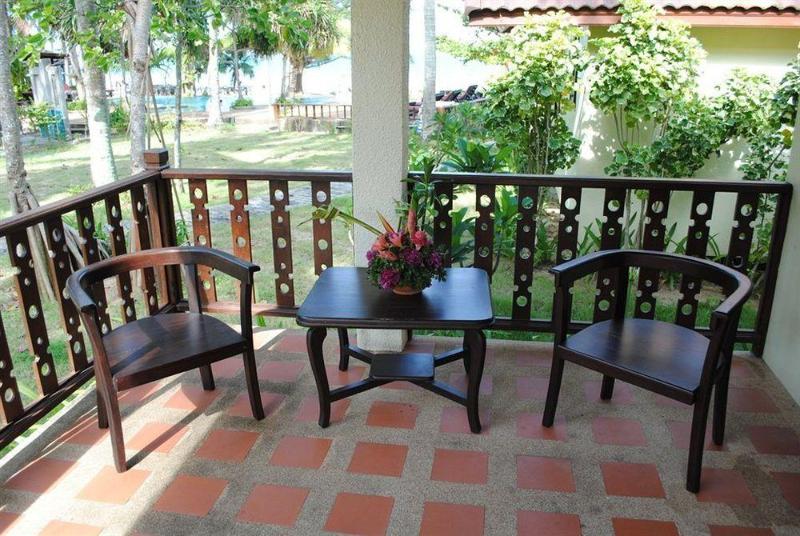 בית מלון כפרי Am Samui Resort Taling Ngam