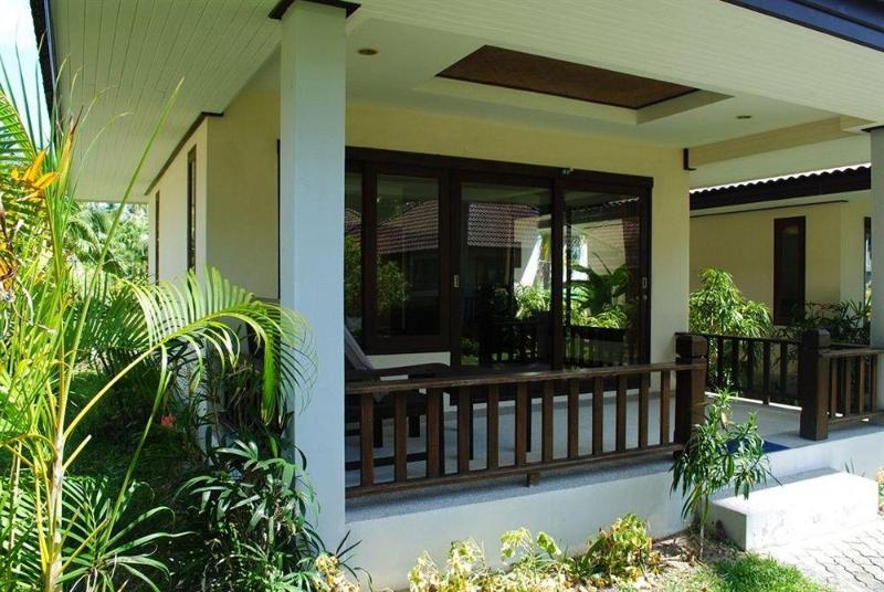 בית מלון כפרי Am Samui Resort Taling Ngam