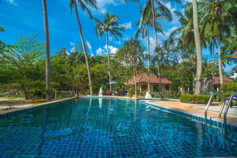 ホテル Am Samui Resort Taling Ngam