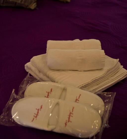 בית מלון כפרי Andromeda Suites