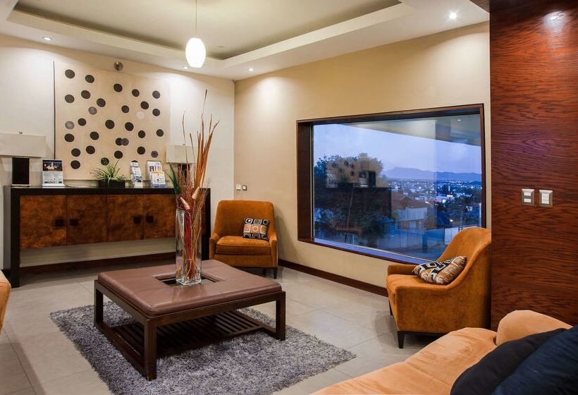 ホテル Best Western Cumbres Inn Cd. Cuauhtemoc