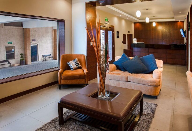 ホテル Best Western Cumbres Inn Cd. Cuauhtemoc