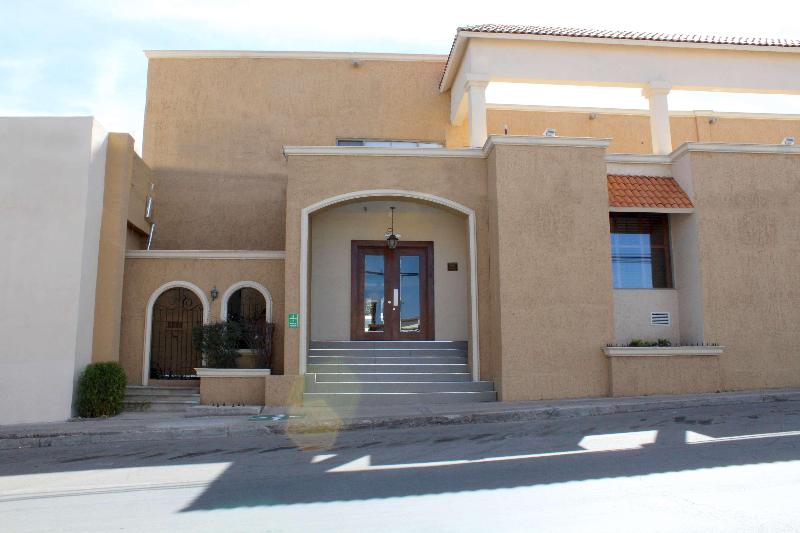 ホテル Best Western Cumbres Inn Cd. Cuauhtemoc