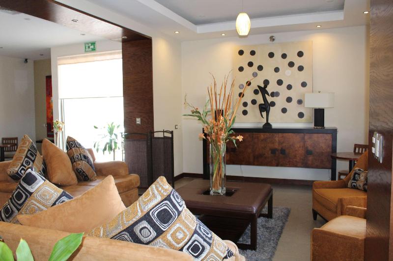 ホテル Best Western Cumbres Inn Cd. Cuauhtemoc