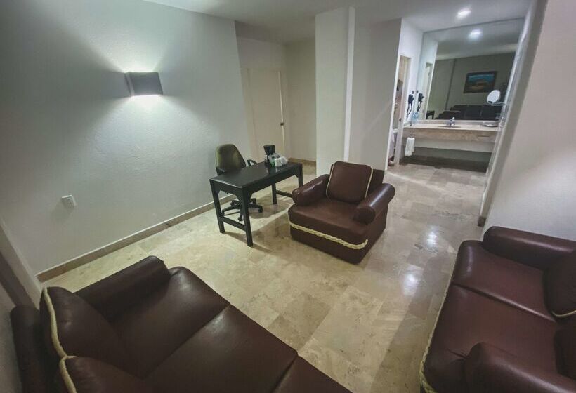 فندق Best Western Plus Tuxtepec