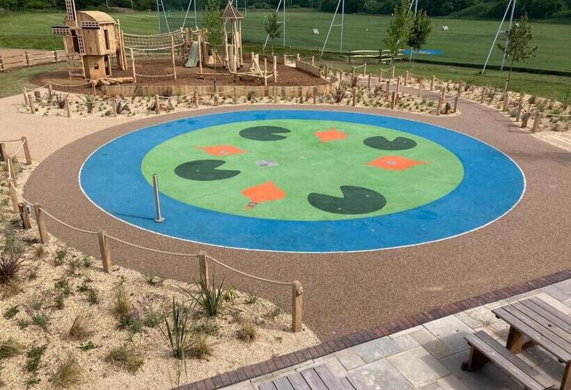 בית מלון כפרי Boston West