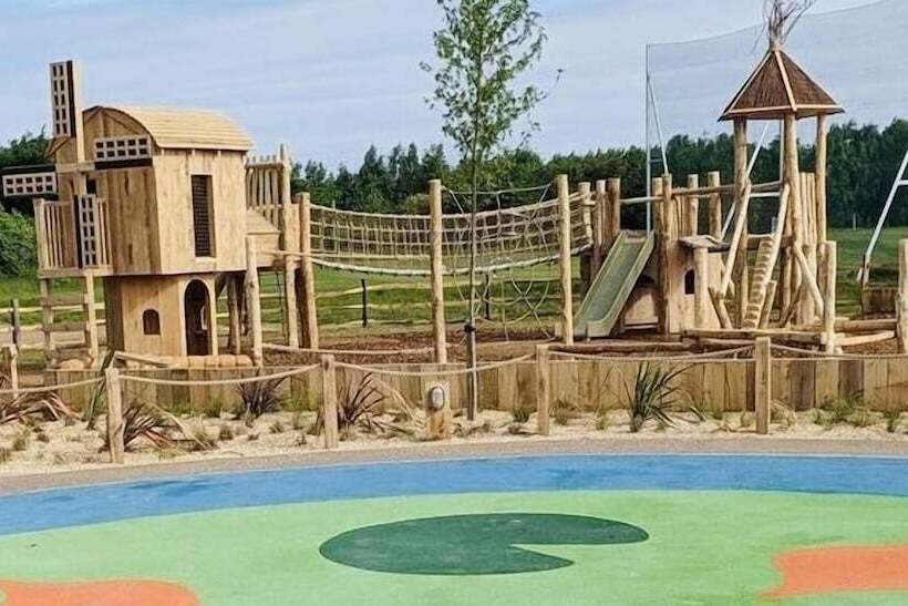 בית מלון כפרי Boston West