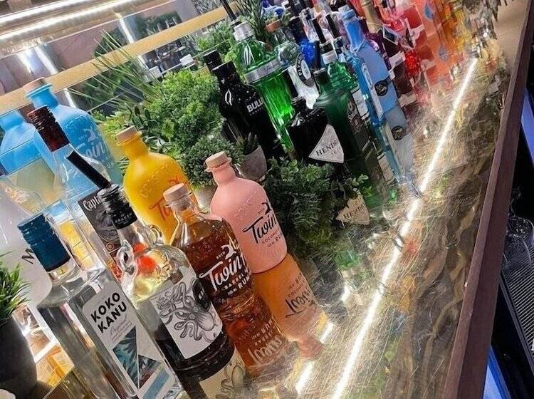 בית מלון כפרי Boston West