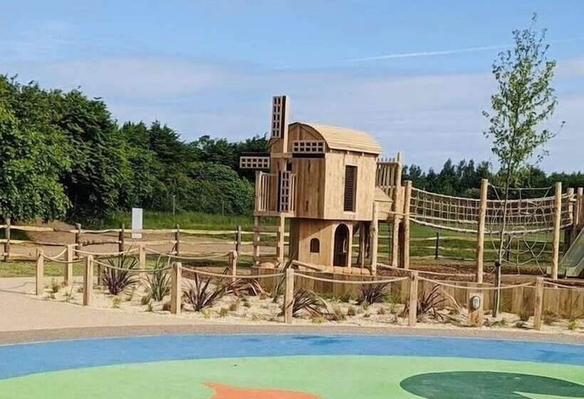 בית מלון כפרי Boston West