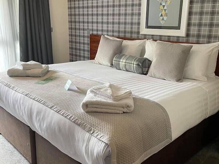 בית מלון כפרי Boston West