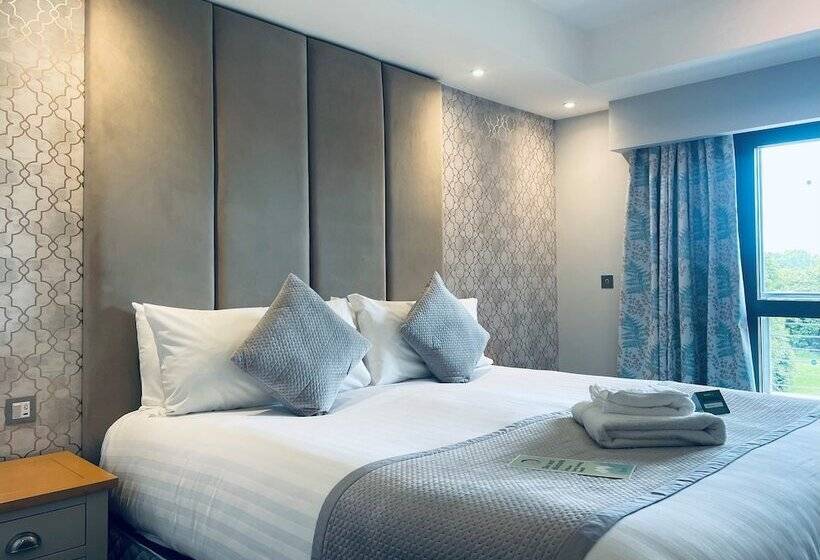 בית מלון כפרי Boston West