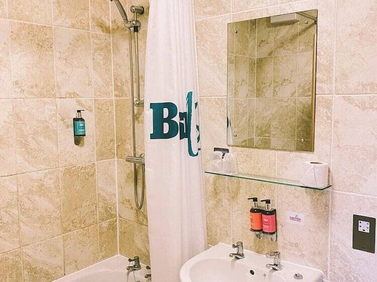 בית מלון כפרי Boston West