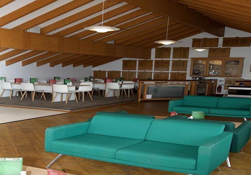 בית מלון כפרי Boston West