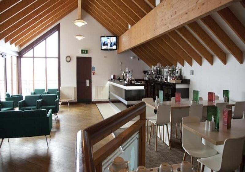 בית מלון כפרי Boston West