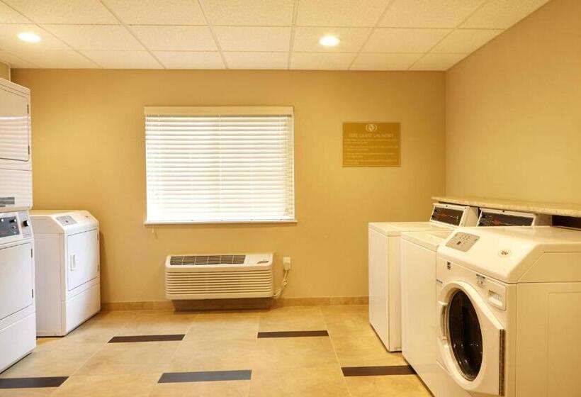 Отель Candlewood Suites San Antonio Airport, An Ihg