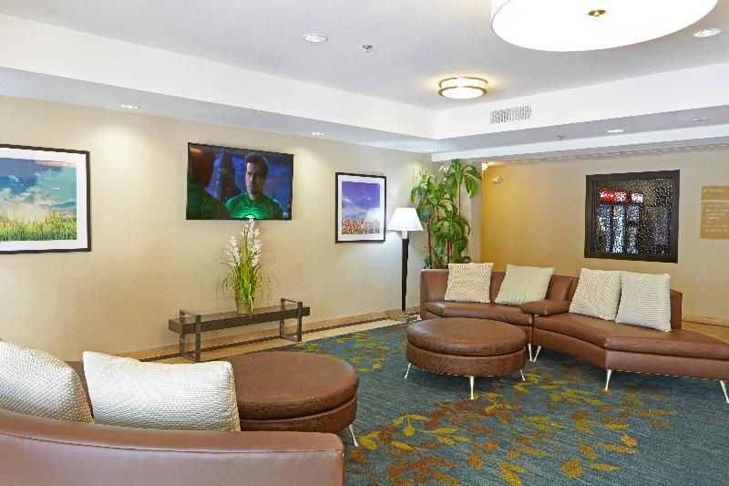 Отель Candlewood Suites San Antonio Airport, An Ihg