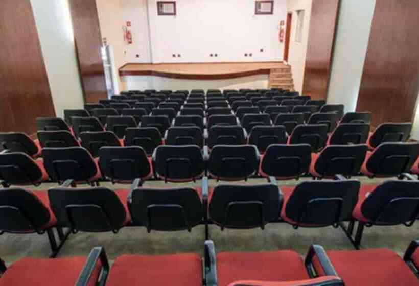 酒店 Carlton Plaza