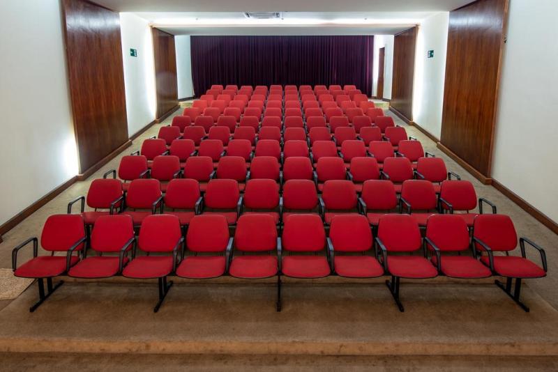 酒店 Carlton Plaza