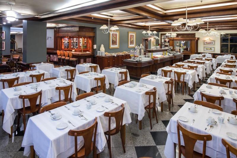 酒店 Carlton Plaza