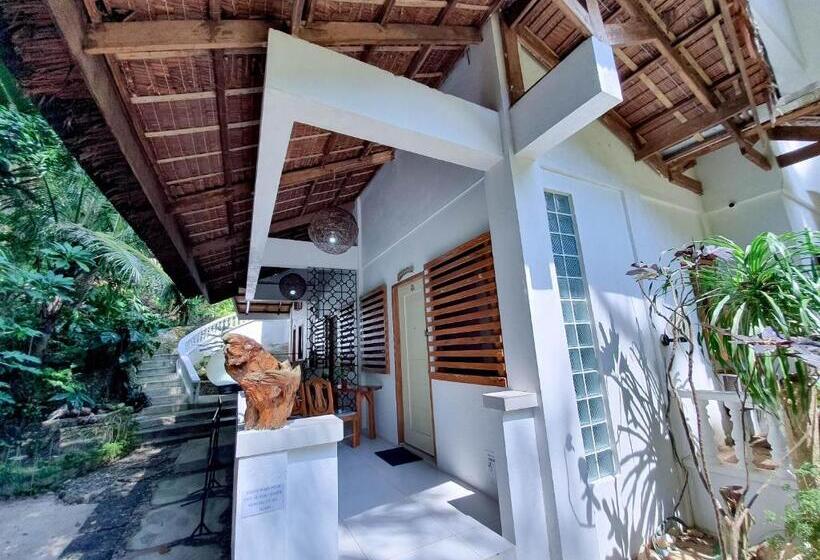 호텔 Cocoloco Beach Resort