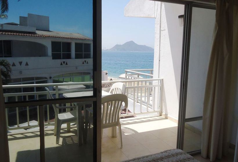 هتل Bagasi Manzanillo