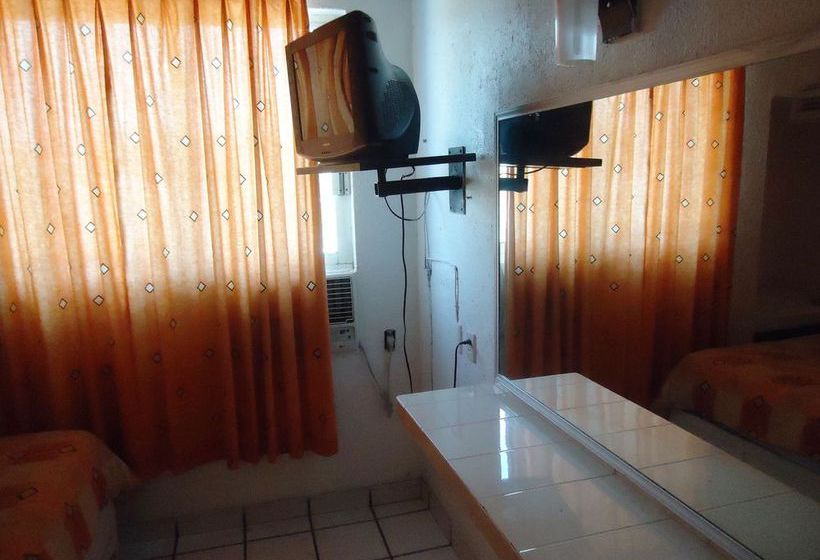 هتل Bagasi Manzanillo