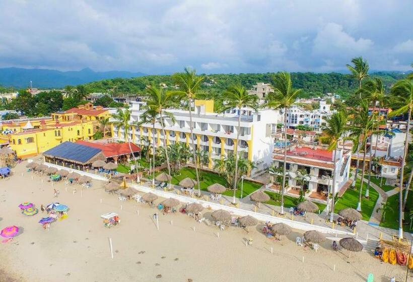 Costa Alegre Hotel & Suites