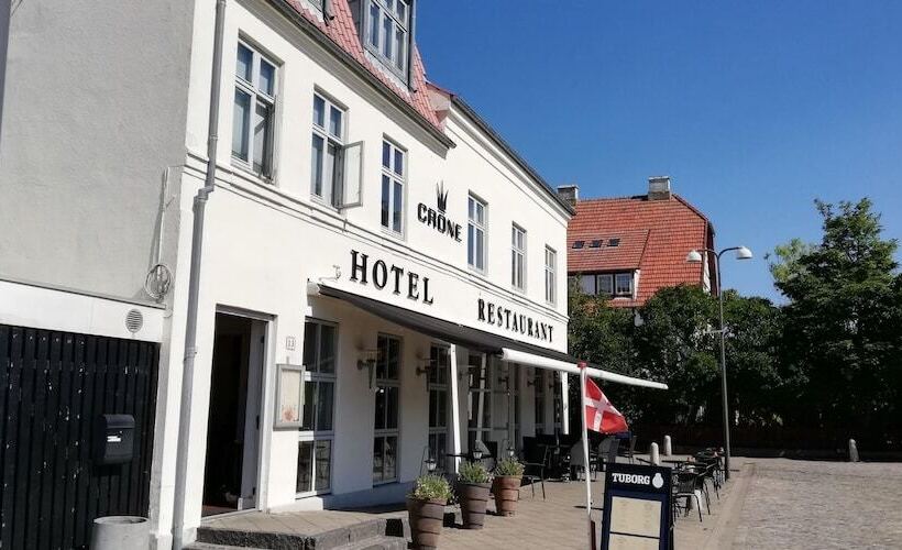 호텔 Crone
