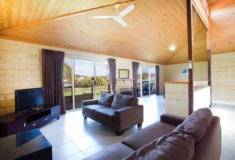 בית מלון כפרי Discovery Parks  Bunbury Foreshore