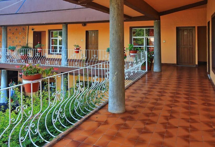 בית מלון כפרי El Pueblito