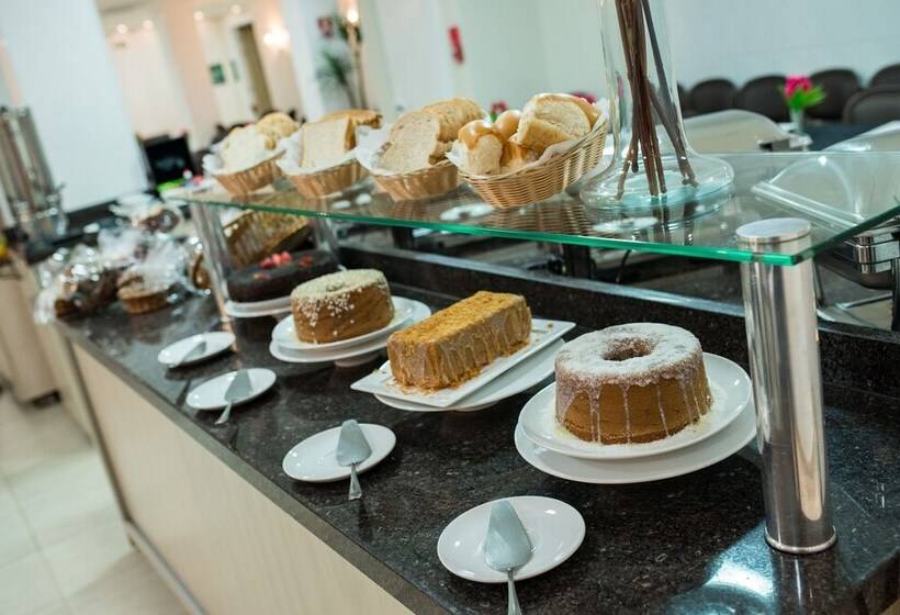 فندق Francisco Beltrão Palace