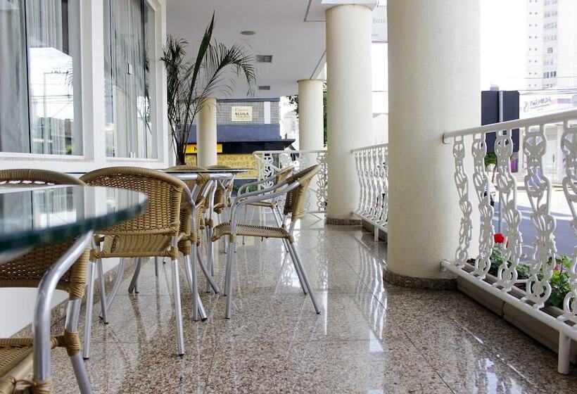 فندق Francisco Beltrão Palace