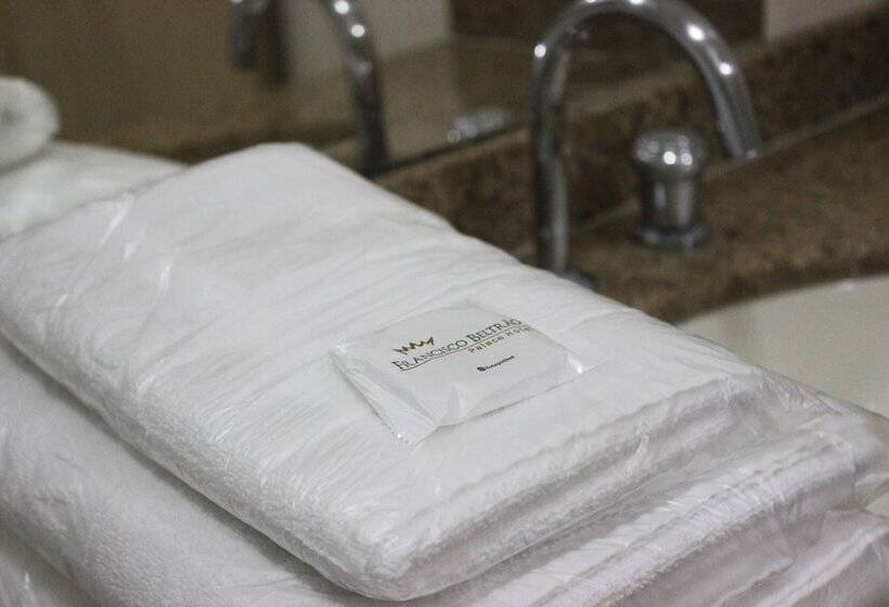 فندق Francisco Beltrão Palace