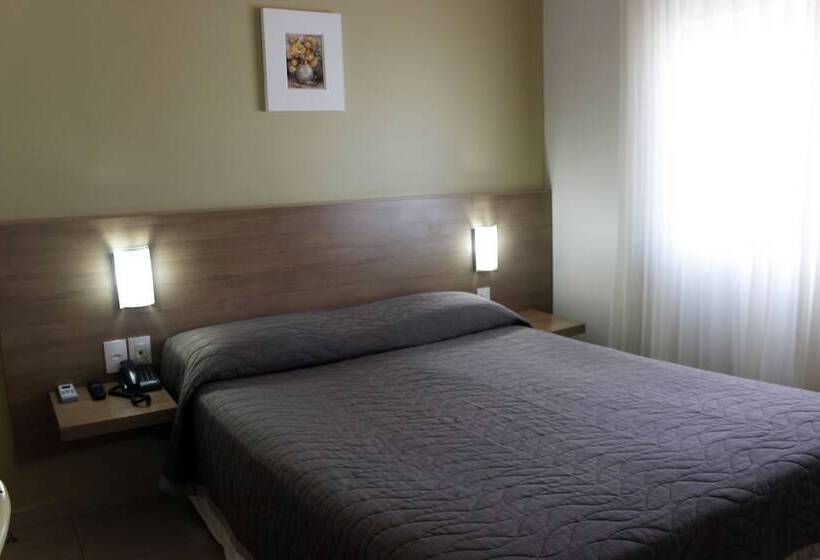 בית מלון כפרי Francisco Beltrão Palace