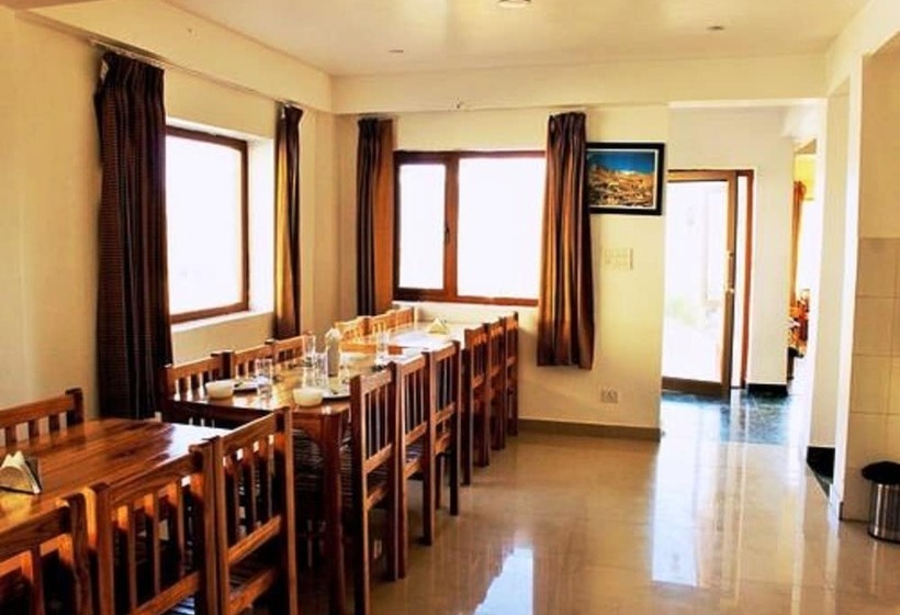 Отель Himalayan Residency Ladakh