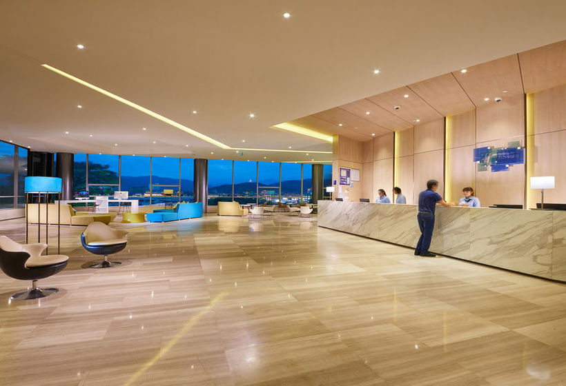 Отель Holiday Inn Express Dujiangyan Downtown