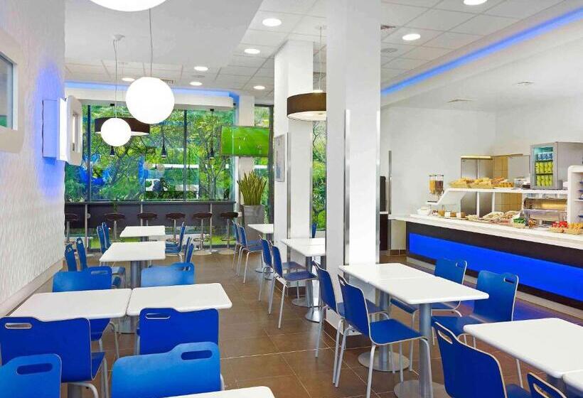 호텔 Ibis Budget Belfort Centre