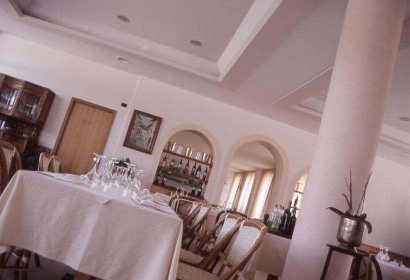 فندق Il Colombaro