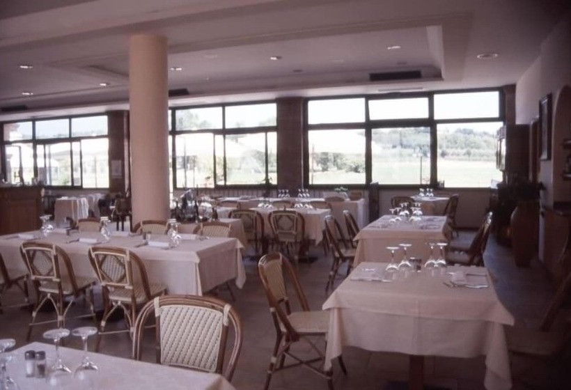 فندق Il Colombaro