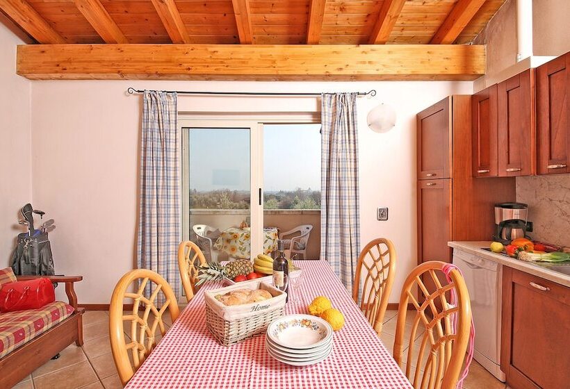 فندق Il Colombaro