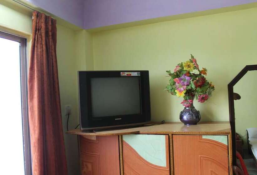 בית מלון כפרי Jeevak International