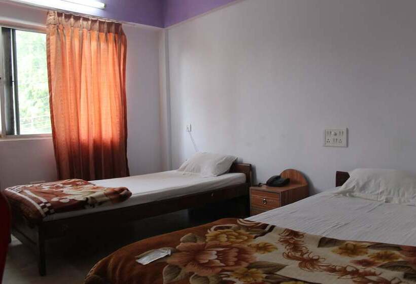 בית מלון כפרי Jeevak International