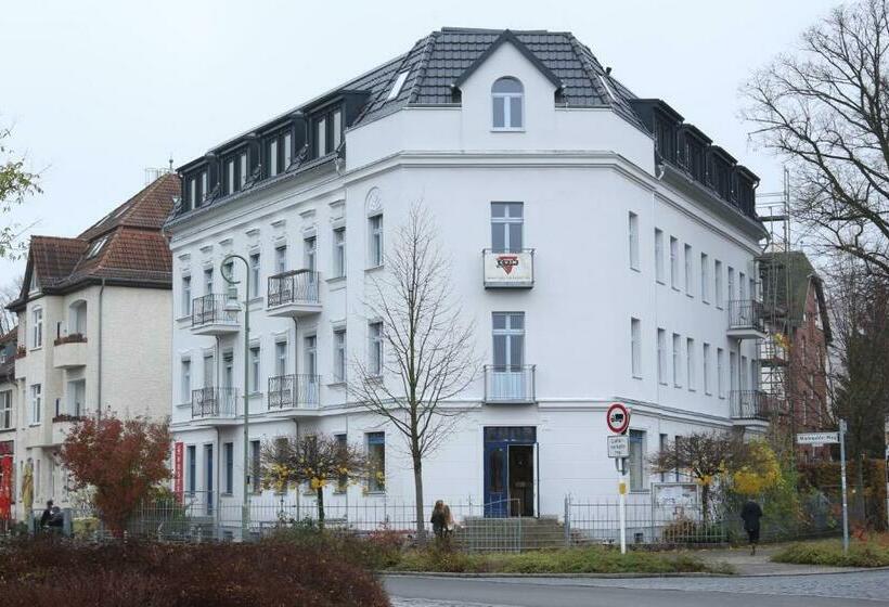 هتل Jugendgästehaus Des Cvjm Berlin Kaulsdorf
