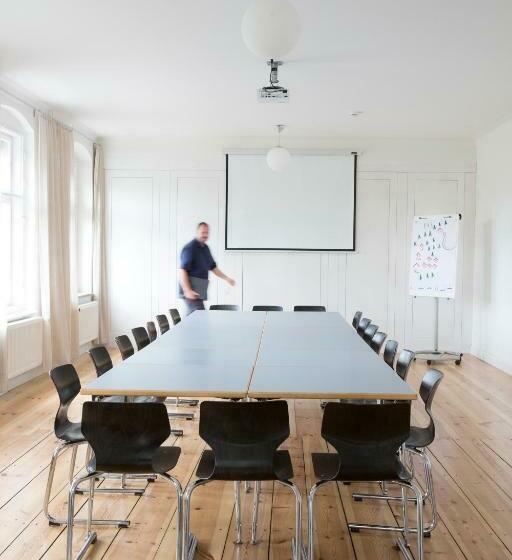 هتل Jugendgästehaus Des Cvjm Berlin Kaulsdorf