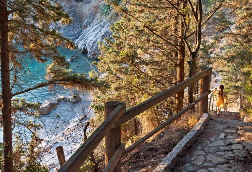 בית מלון כפרי Kalamitsi